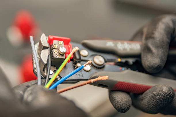 Best Local Electrician Companies  in Grundy, VA